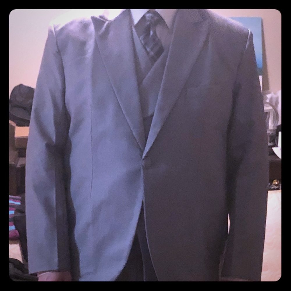 Grey Suit Tuxedo 44R 3 piece